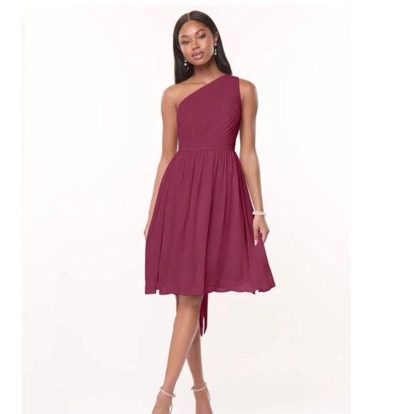 AZAZIE Katrina Bridesmaid Dress • Mulberry • Flowy A-Line One Shoulder XS/S - Picture 6 of 9